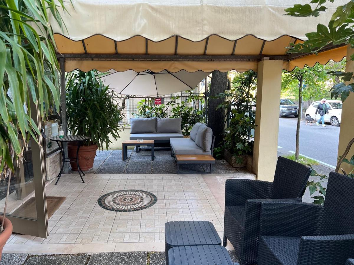 Hotel Athena Pesaro Dış mekan fotoğraf